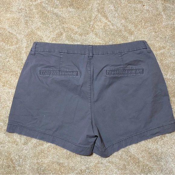 Old Navy Everyday Short Gray Shorts 10 - Picture 3 of 8